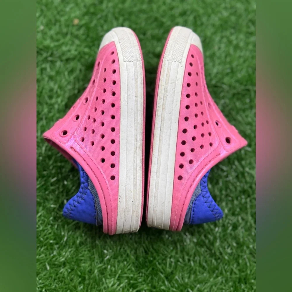 Skechers Kids Pink and White‎ Sneakers Casual Slip-On Size 9